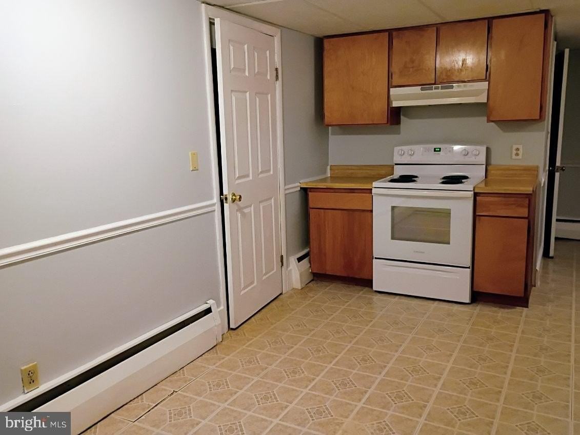 19 W Locust St - Photo 3 of 17