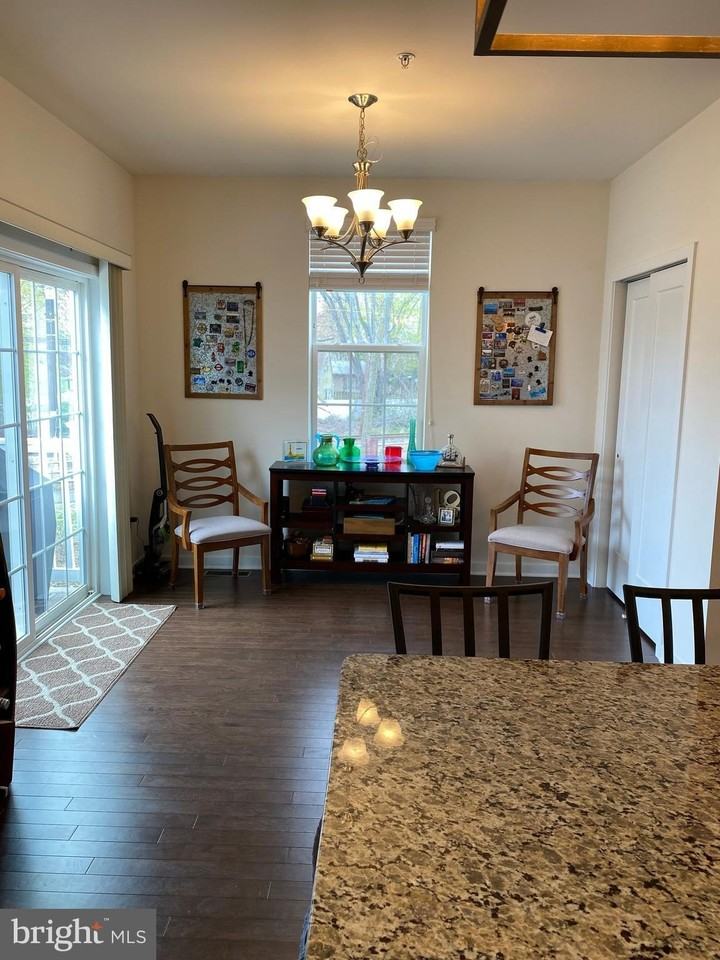 9 Stockton Ln - Photo 5 of 29