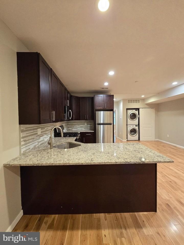 4309 Main St Unit 2 #2 - Photo 4 of 17