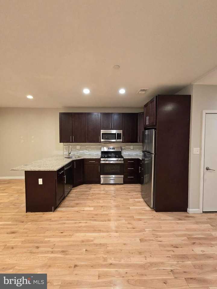 4309 Main St Unit 2 #2 - Photo 5 of 17