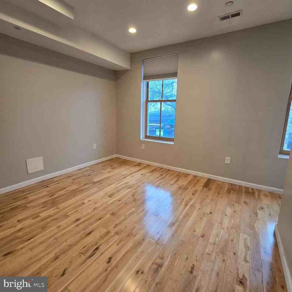 4309 Main St Unit 2 #2 - Photo 7 of 17