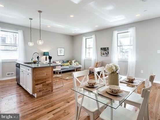 4427 Mitchell St - Photo 3 of 24