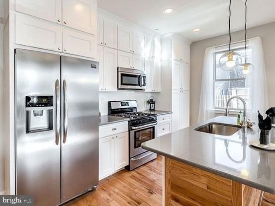 4427 Mitchell St - Photo 4 of 24