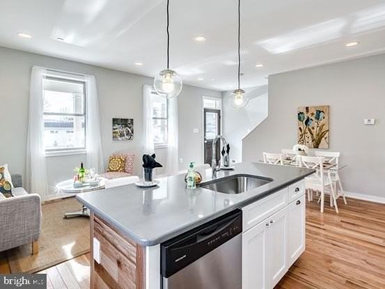 4427 Mitchell St - Photo 6 of 24