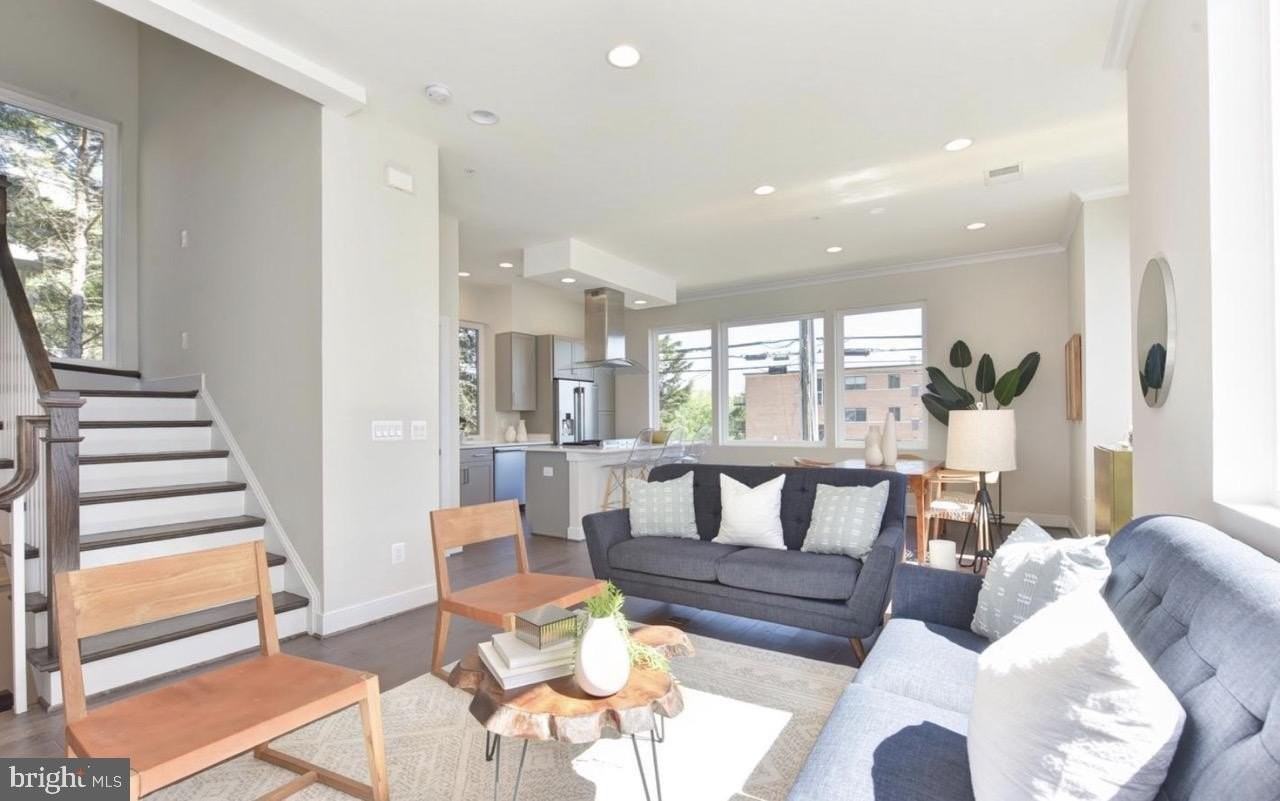 2815 24th Rd S - Photo 3 of 27