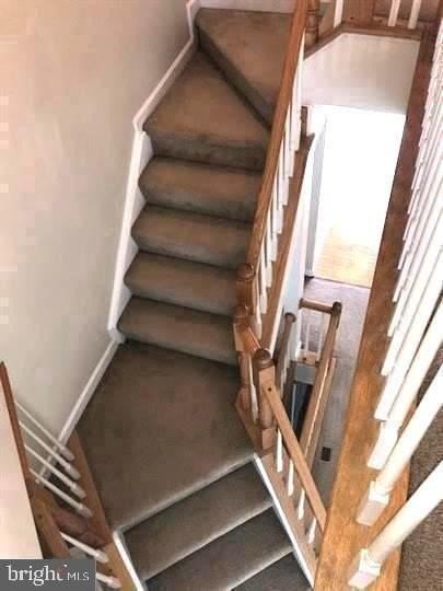 14028 Madrigal Dr - Photo 7 of 19