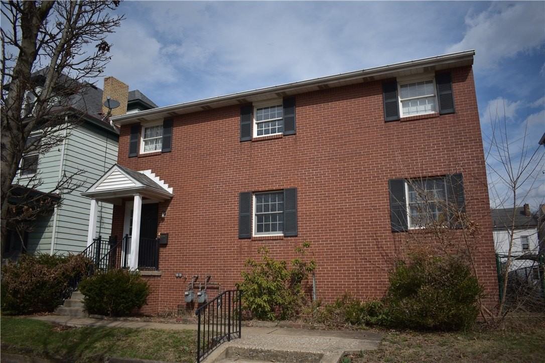 115 1st St #1 - Photo 2 of 24