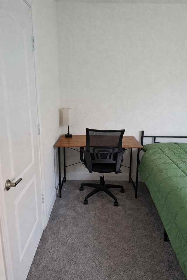 Abigail Adams St - Photo 6 of 7