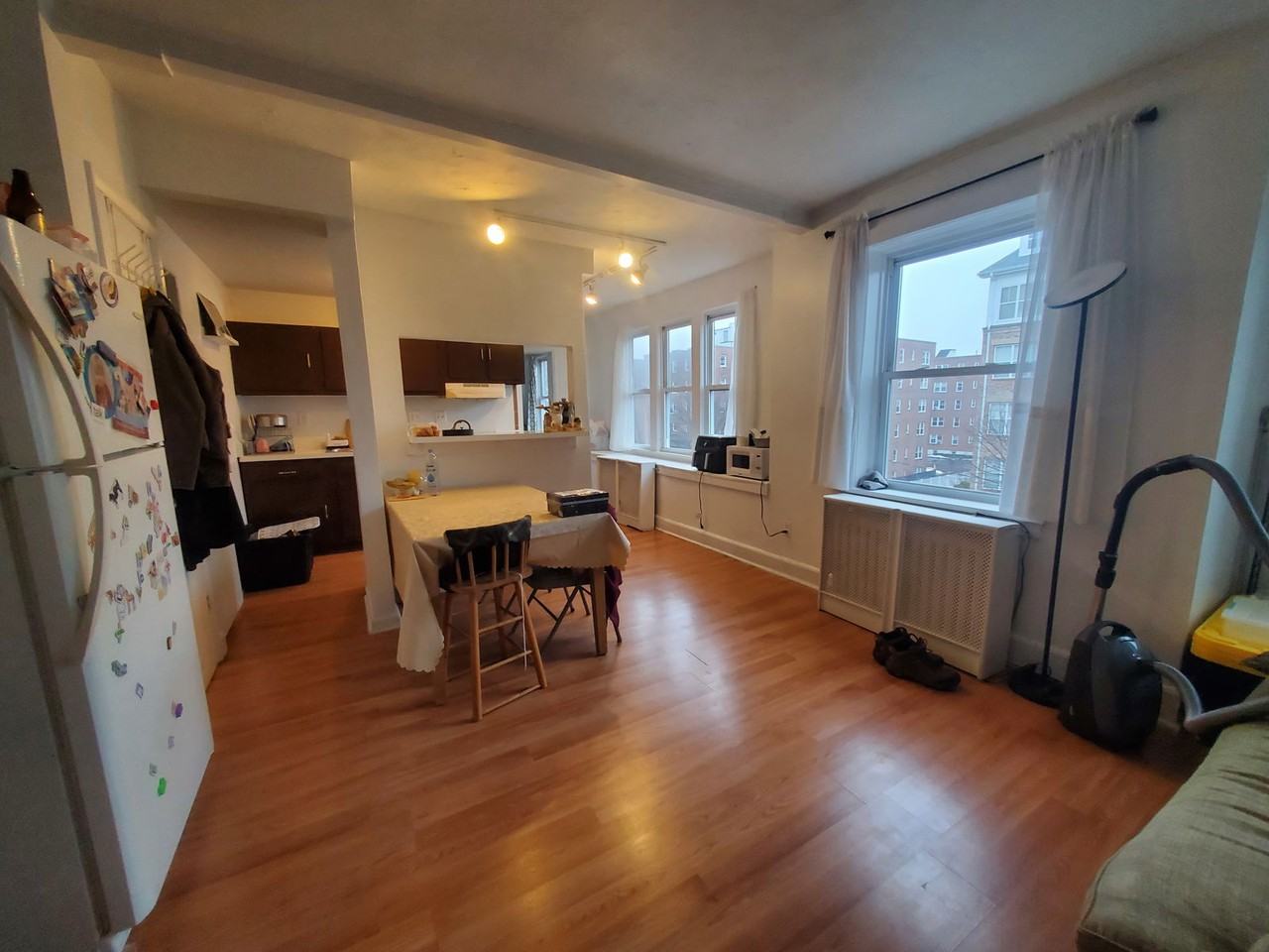 22 Glenbrook Rd #4 - Photo 3 of 8