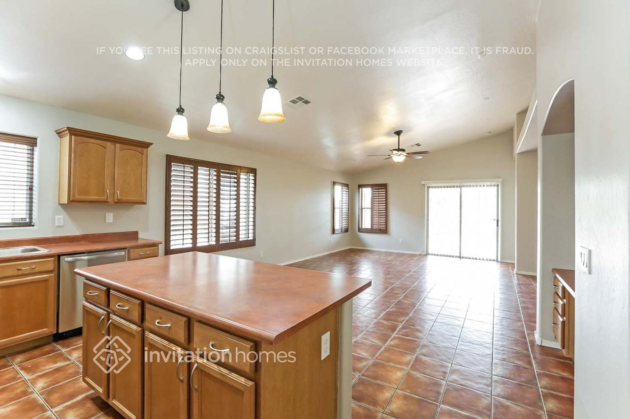 22193 E Calle De Flores - Photo 5 of 16