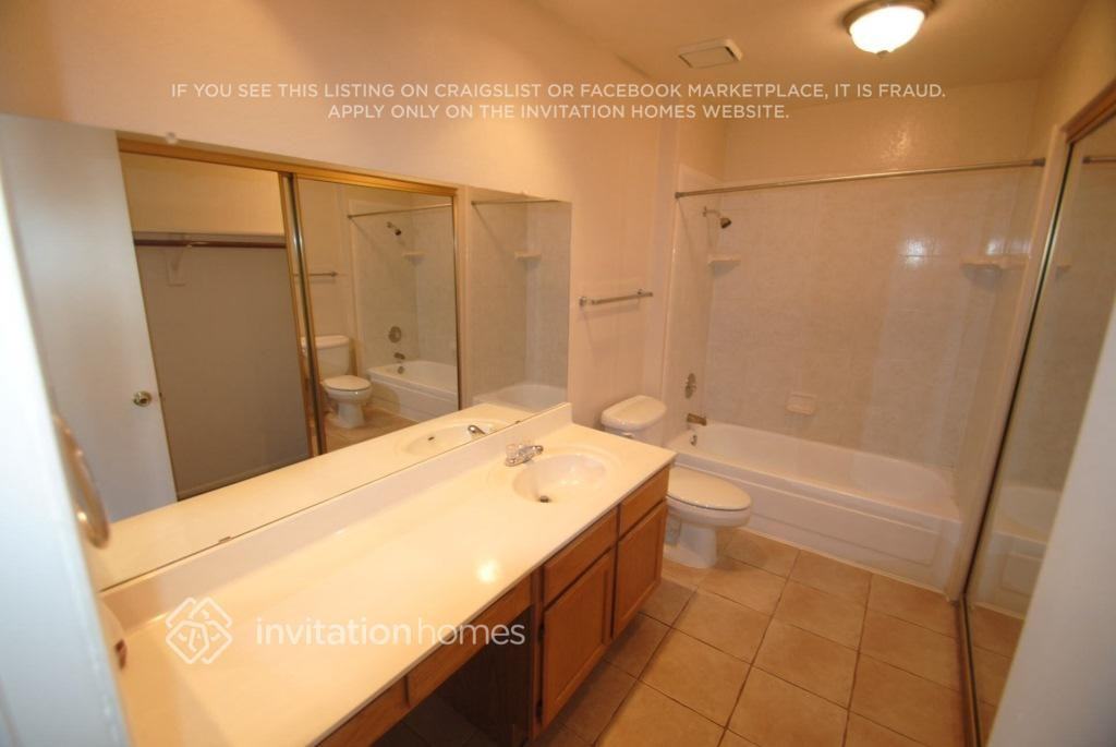 7441 W Krall St - Photo 6 of 8