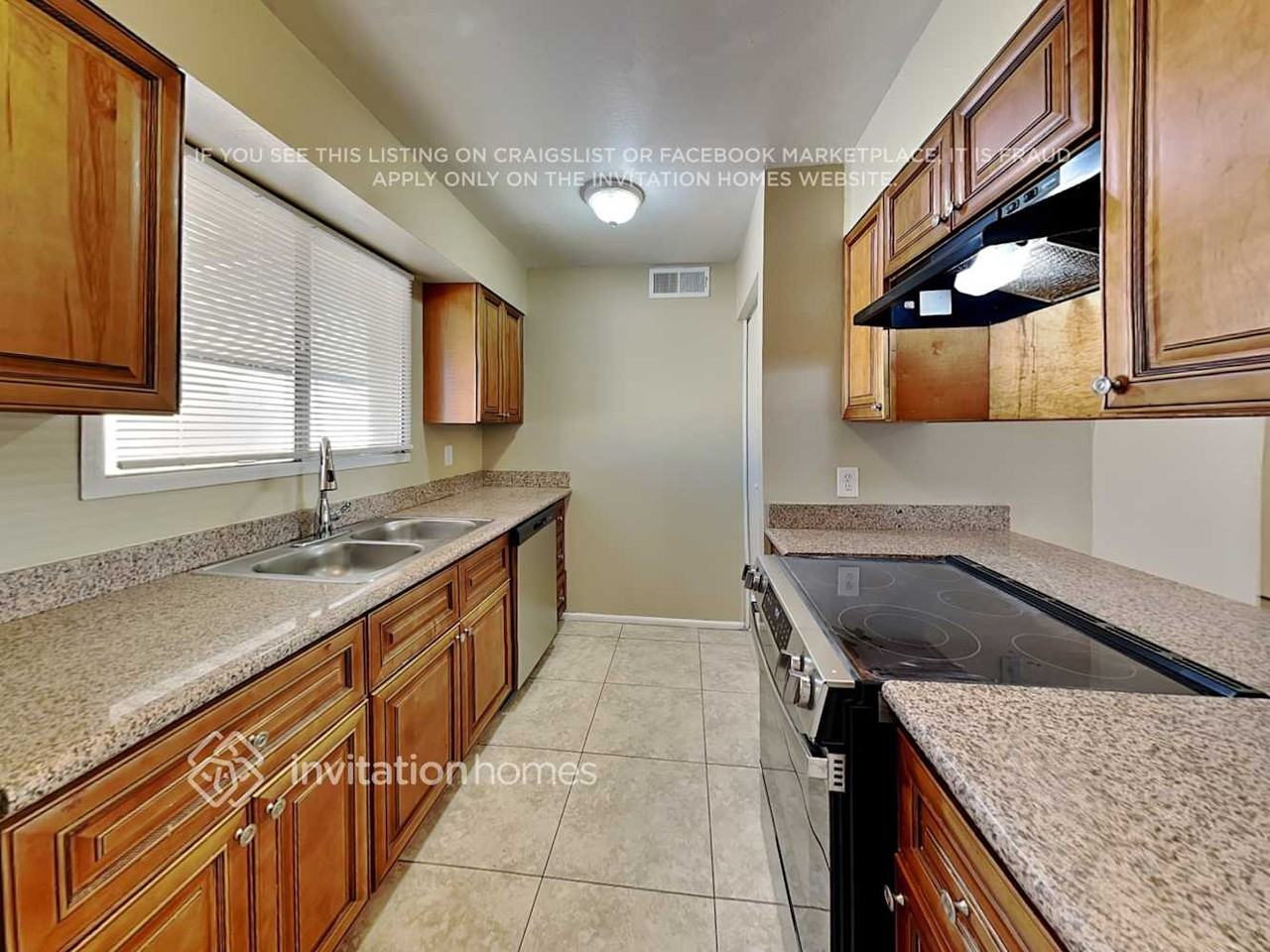 1319 S Pomeroy - Photo 6 of 22