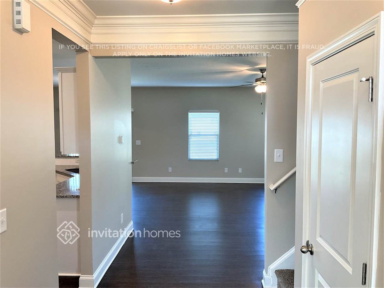 5381 Roberta Crossing Dr - Photo 2 of 25