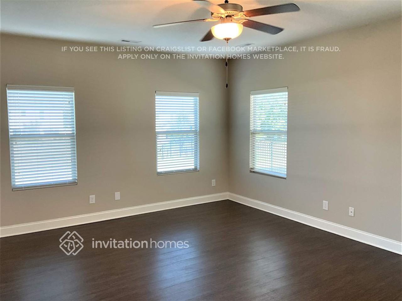 5381 Roberta Crossing Dr - Photo 3 of 25