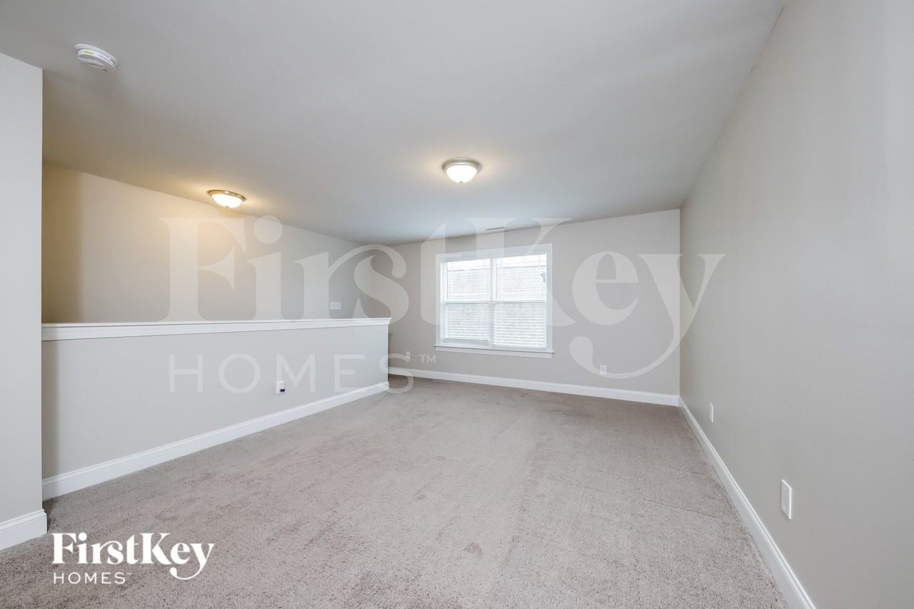 115 Glenmoor Ave - Photo 7 of 15