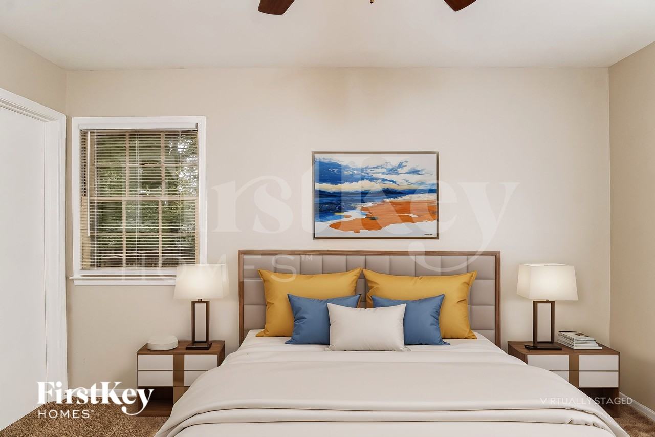 1913 Middlewood Ct - Photo 7 of 18