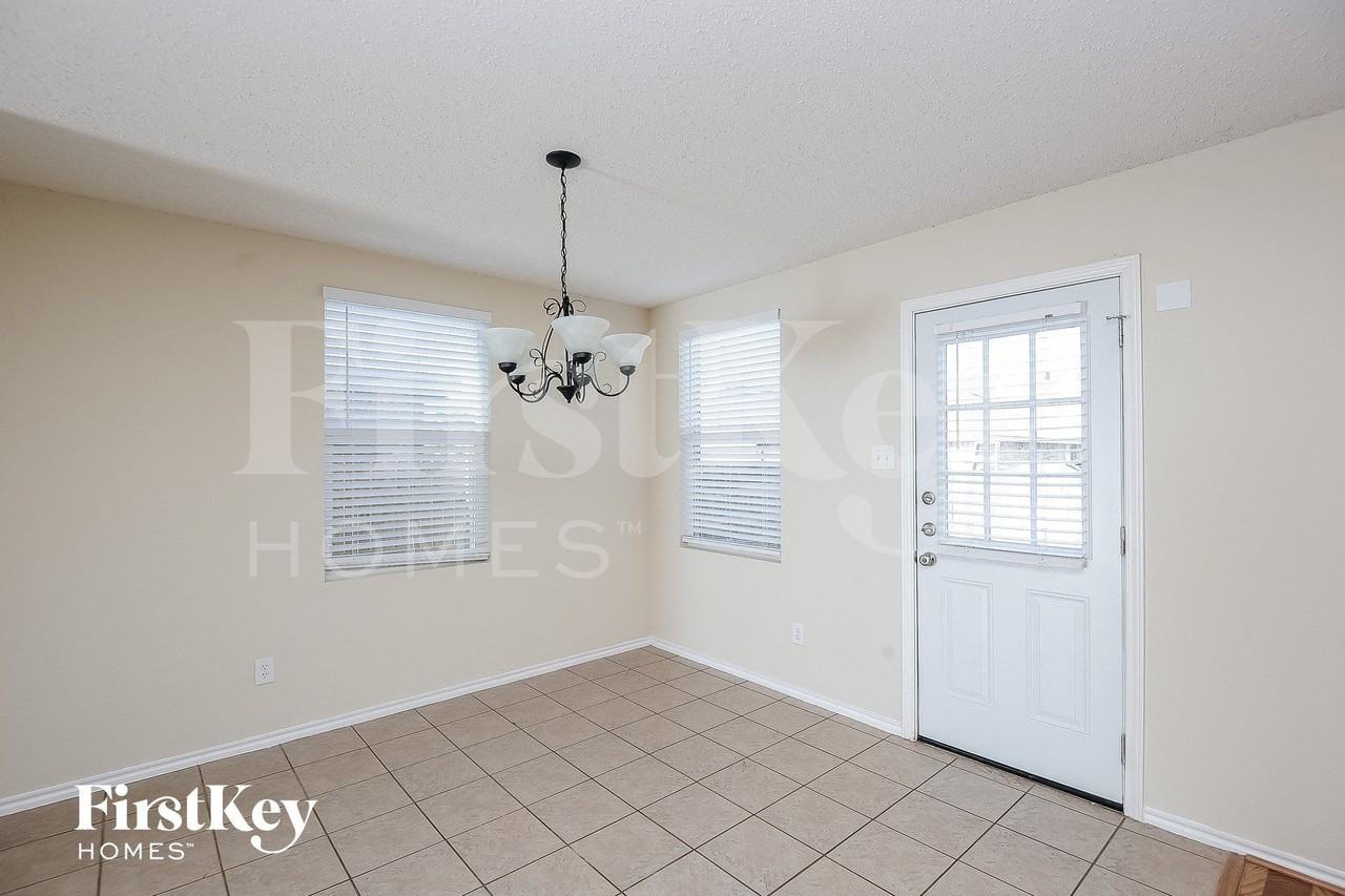 4004 German Pointer Way - Photo 4 of 15