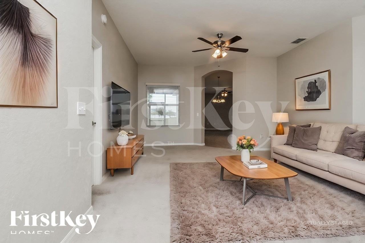 10611 Carloway Hills Dr - Photo 3 of 18