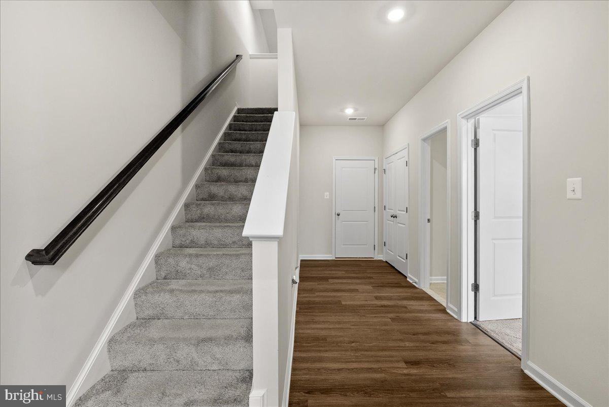 1636 Field Sparrow Ter Ne - Photo 2 of 34