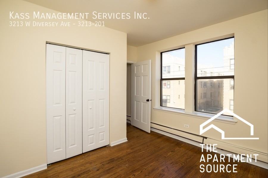 3213 W Diversey Ave #201 - Photo 6 of 10