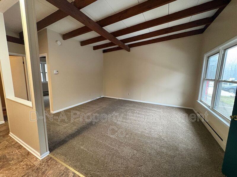 114 Cabanna Ln #104 - Photo 4 of 6