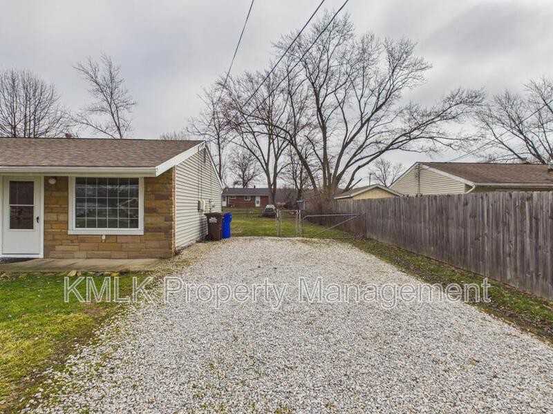 3434 Lawndale Dr - Photo 3 of 36