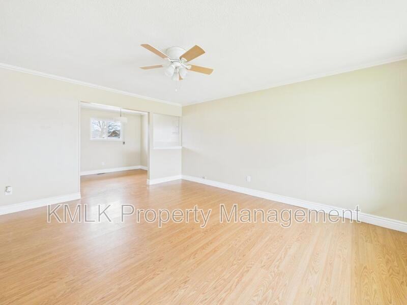 3434 Lawndale Dr - Photo 7 of 36