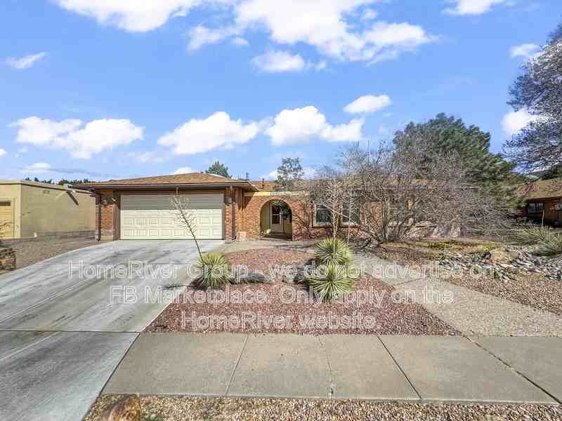 5310 Vista Bonita Ne