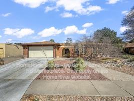 featured image of 5310 Vista Bonita Ne