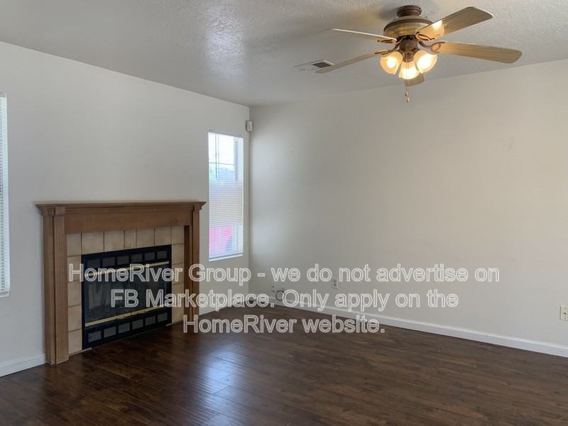 1913 Verbena Dr Ne - Photo 6 of 25