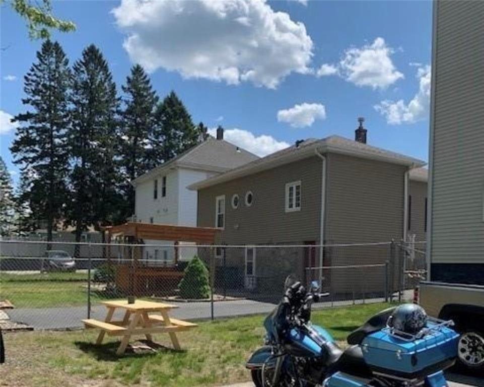 217 Newland Ave ##2 - Photo 3 of 8