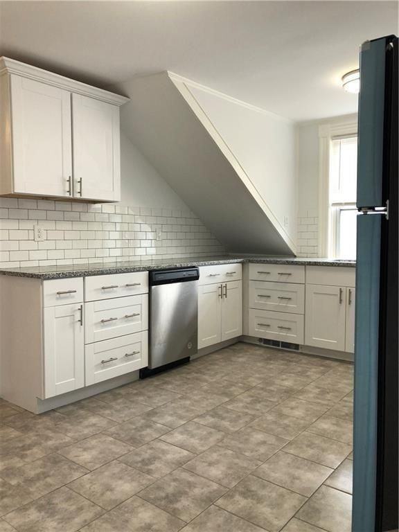 299 State St ##3 - Photo 6 of 21