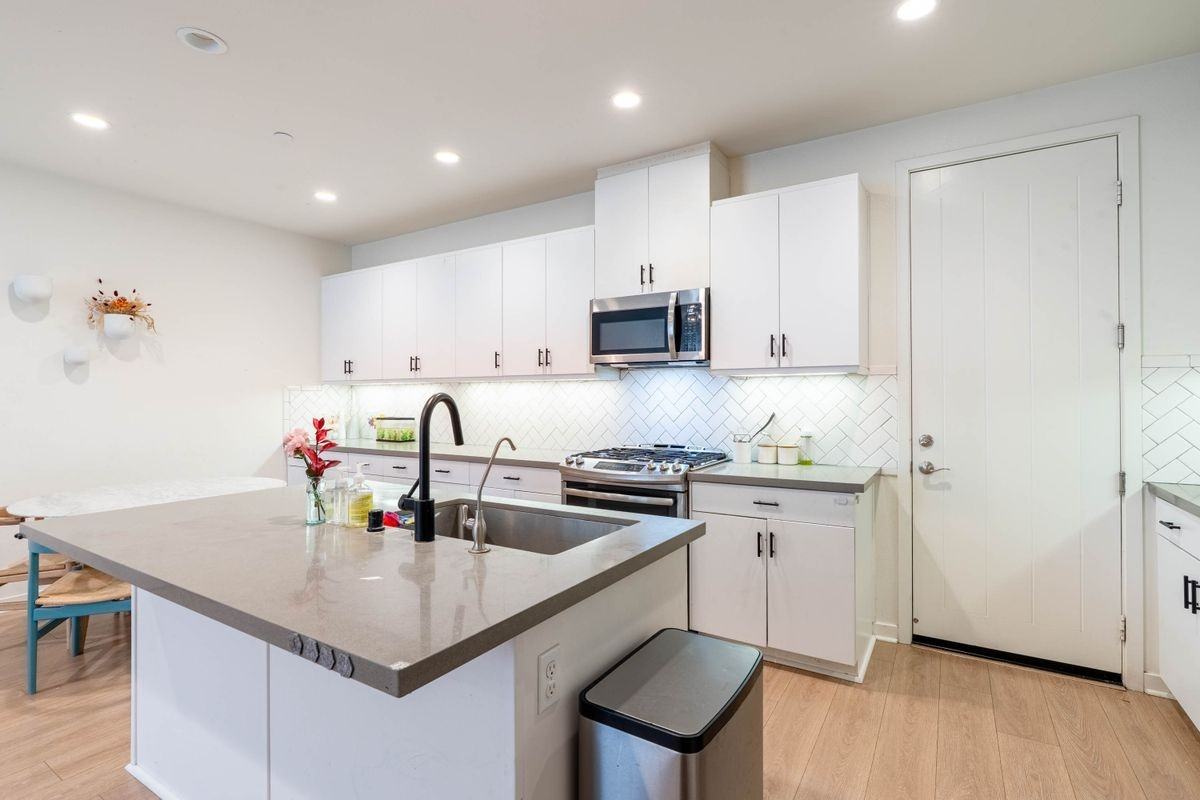 62 Savannah - Photo 6 of 36