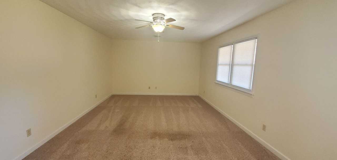 501 Alton St - Photo 2 of 18