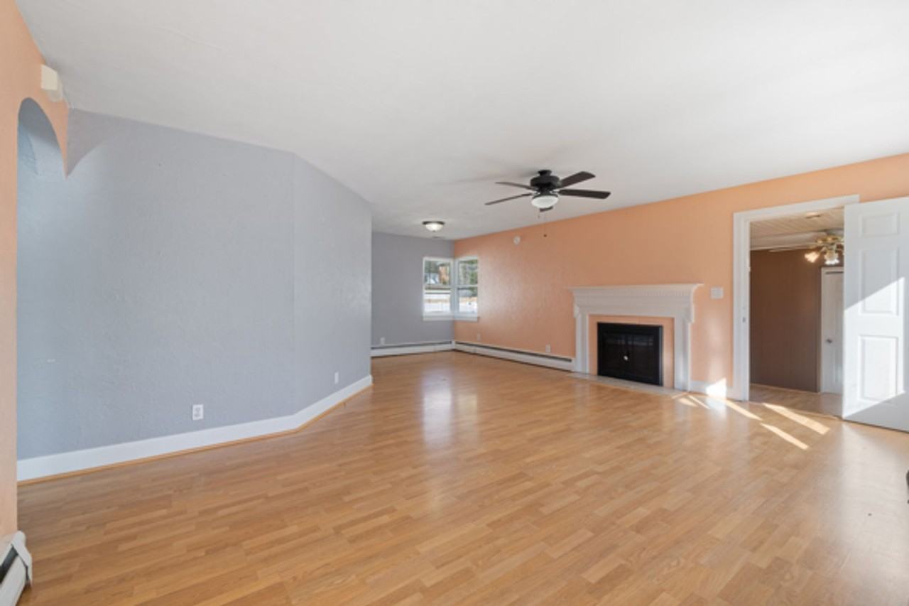 701 Ingleside Rd - Photo 2 of 12