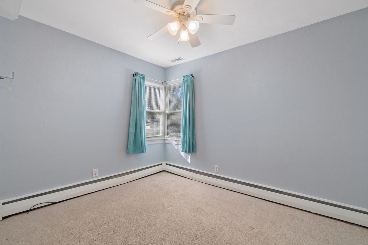 701 Ingleside Rd - Photo 7 of 12