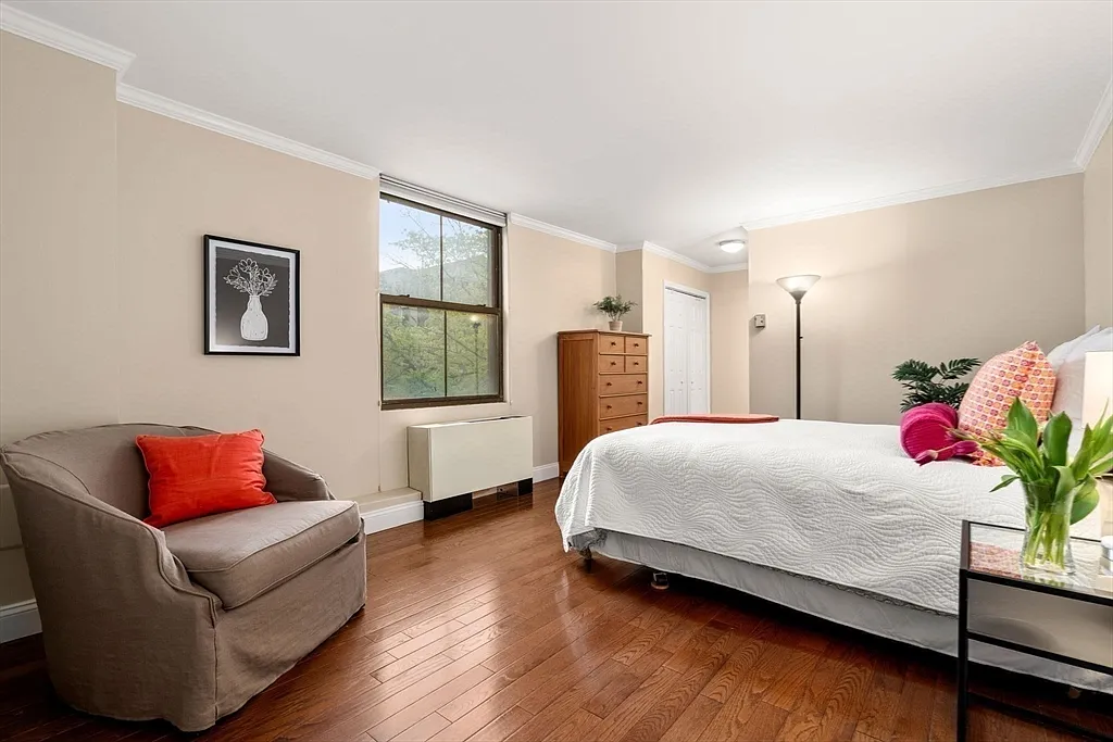 50 Longwood Ave - Photo 6 of 8