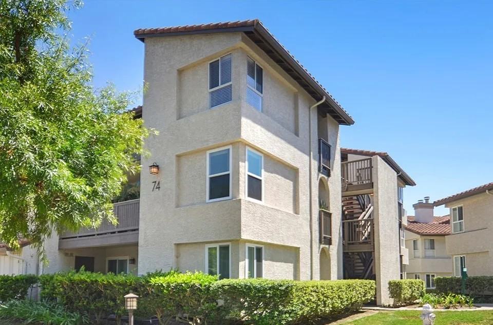 74 Corniche Dr - Photo 4 of 10