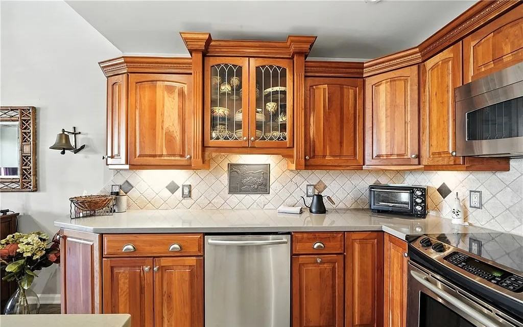 6315 Marina Pacifica Dr S - Photo 2 of 15