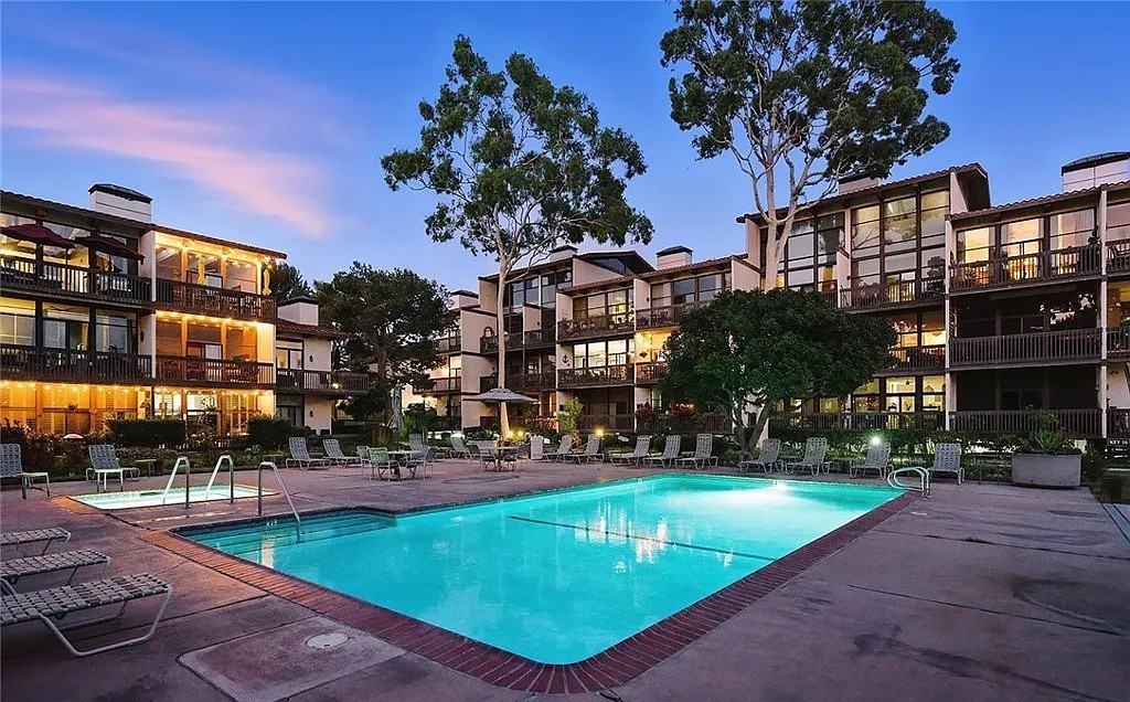 6315 Marina Pacifica Dr S - Photo 3 of 15