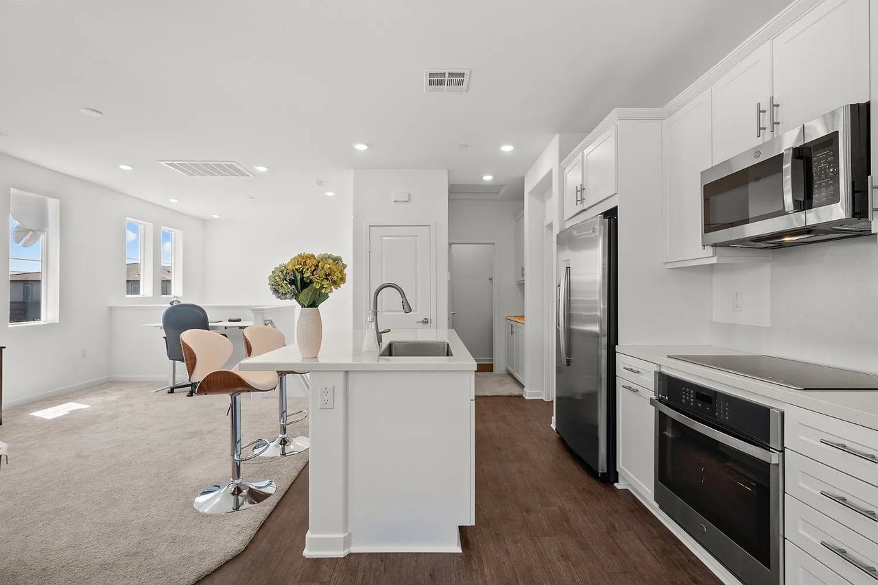 4276 S Montoya Paseo - Photo 4 of 12