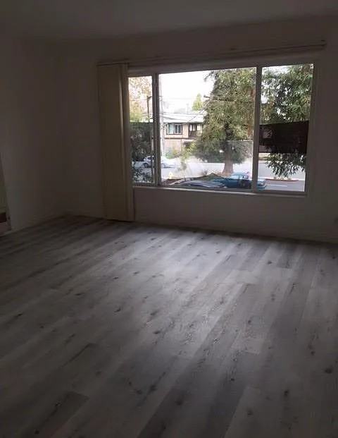 1956 Ivy St #4 - Photo 4 of 8