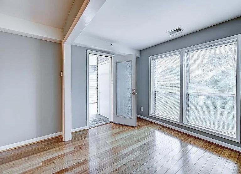 3176 Summit Square Dr #4E9 - Photo 5 of 18