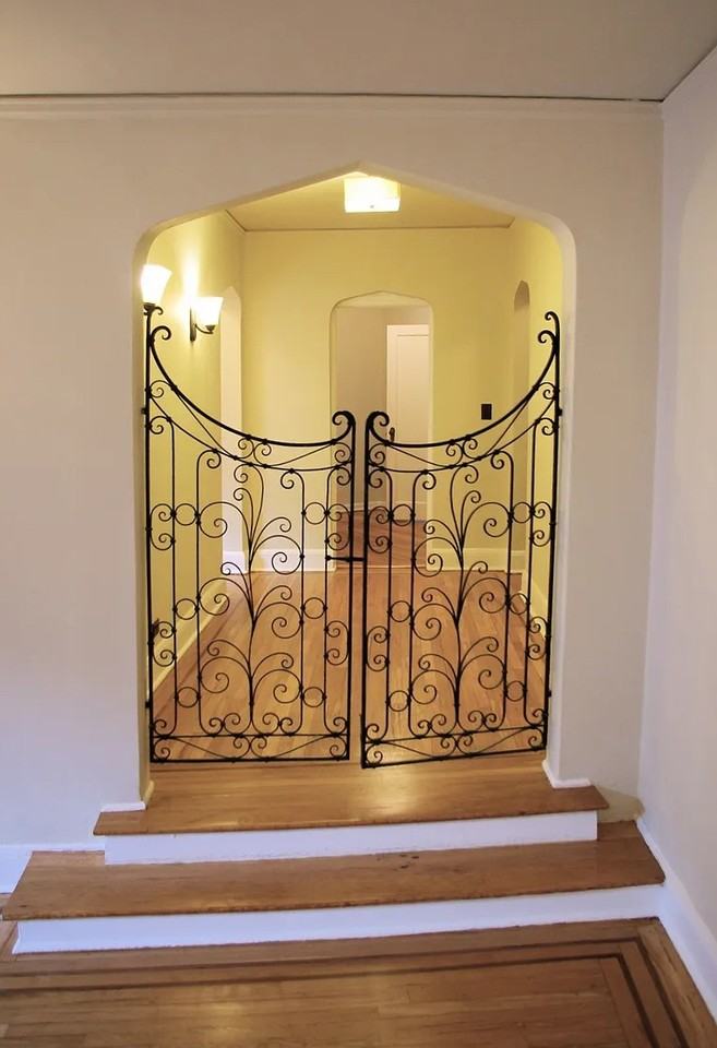 3875 Waldo Ave #8P - Photo 4 of 15