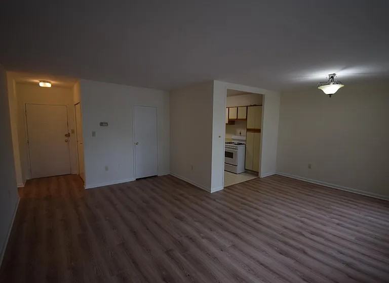 6621 Wakefield Dr #107 - Photo 5 of 20