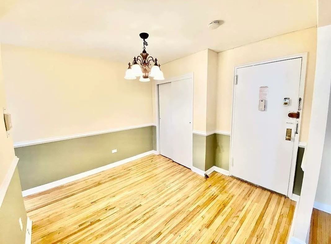 7423 Ridge Blvd #4F - Photo 5 of 12