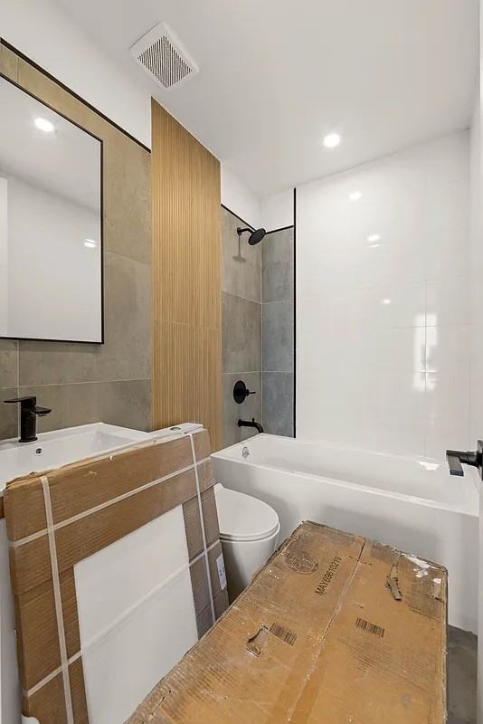 940 New York Ave - Photo 2 of 9