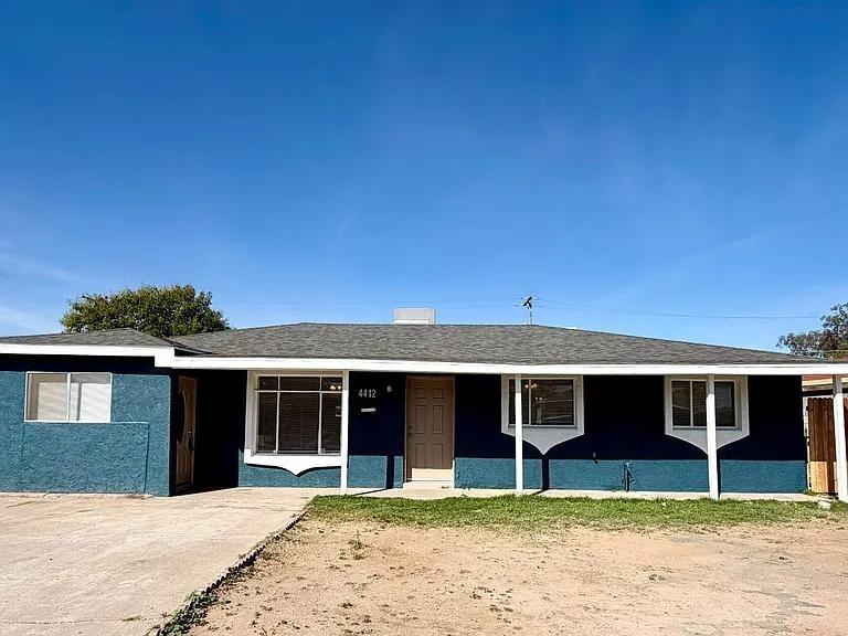 4412 N 50th Ave - Photo 3 of 25