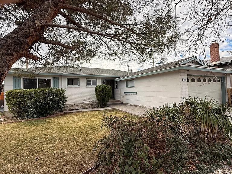 1960 Arcane Ave - Photo 4 of 9