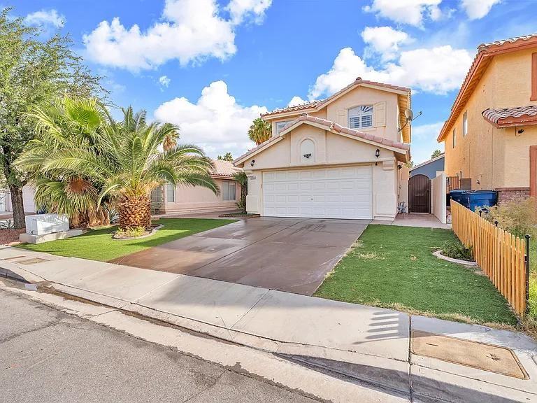 6996 Wine River Dr - Photo 2 of 24